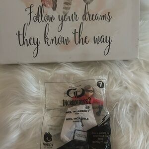 Incredibles two action figure missing incredible